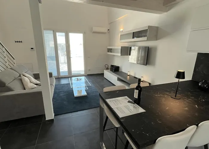 Elegant Loft By The Sea * Punta Marina