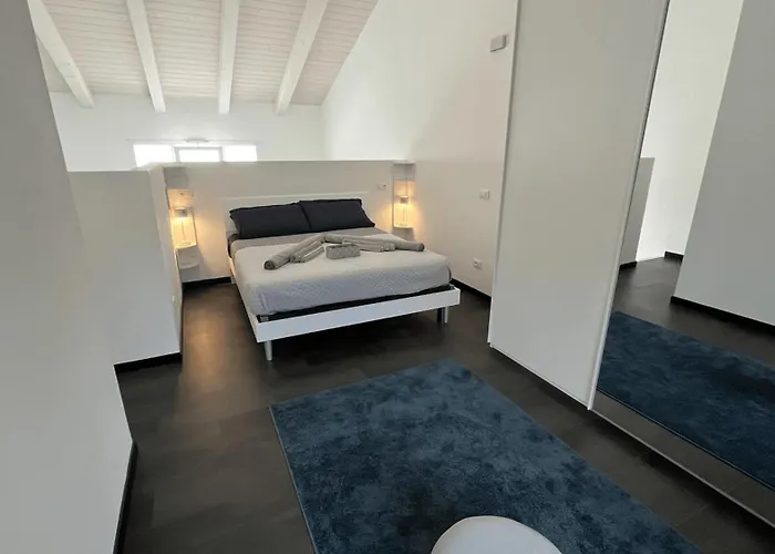 Elegant Loft By The Sea Lejlighed